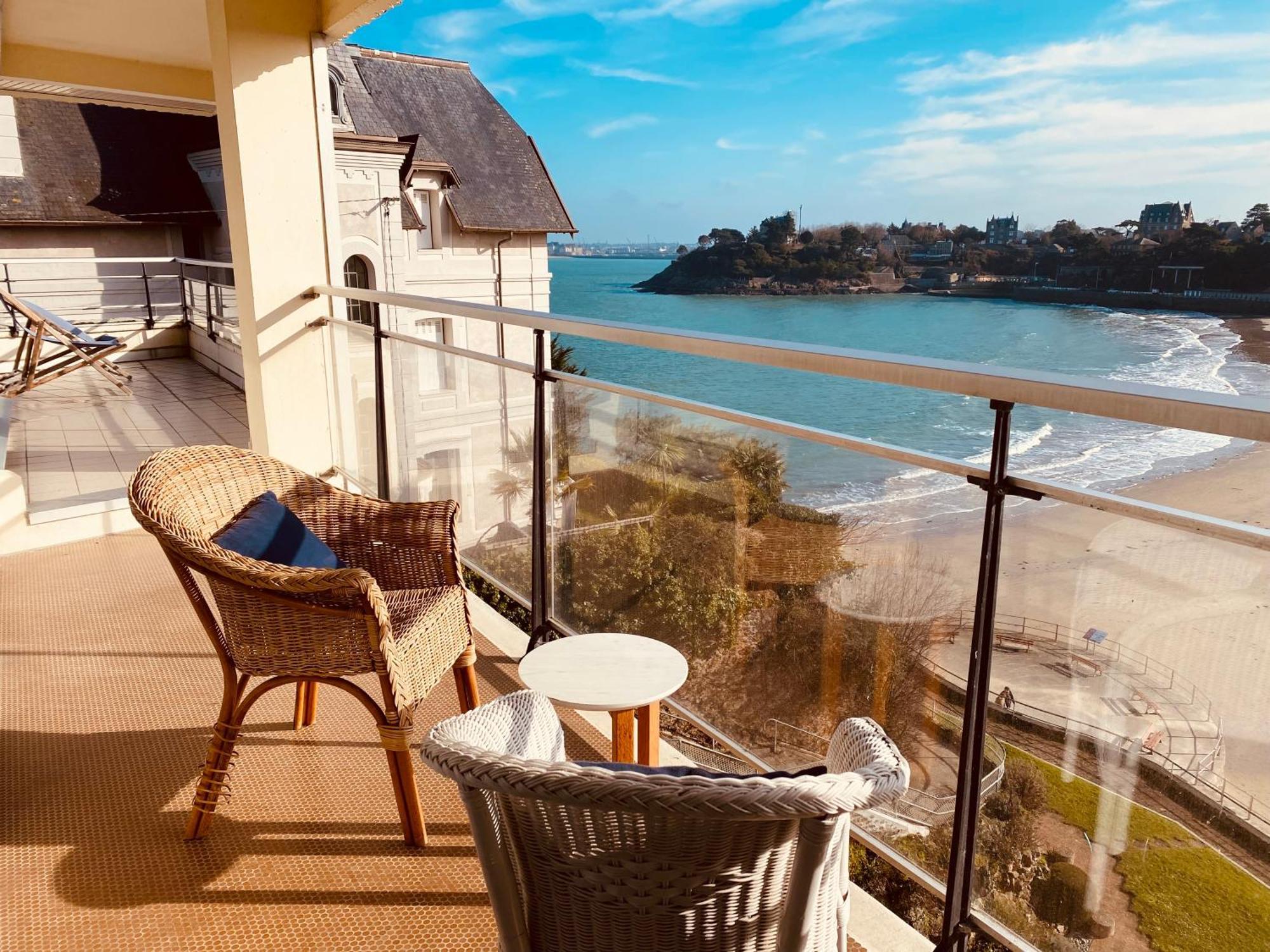 Le Crystal Dinard Plage المظهر الخارجي الصورة